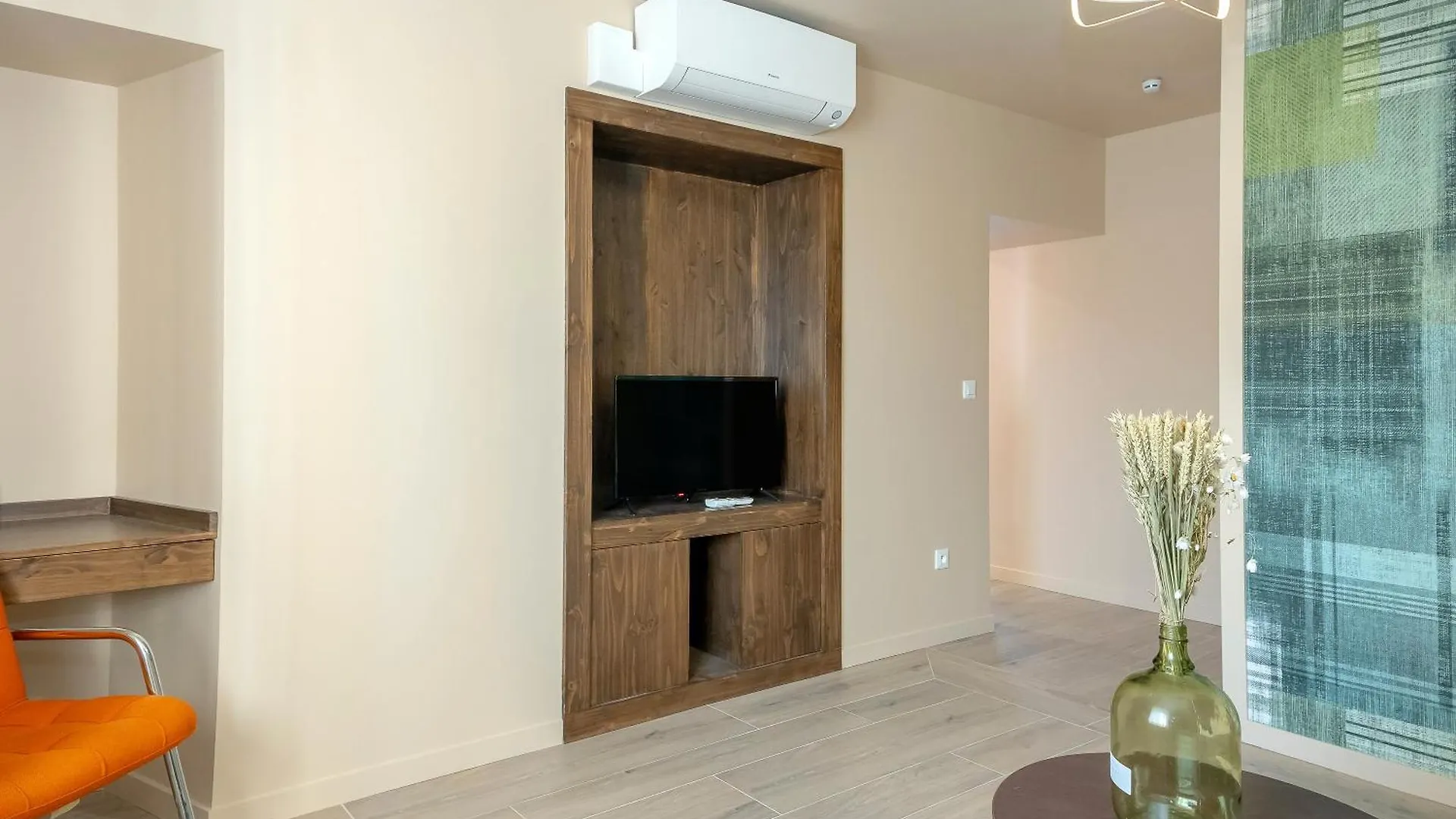 Gite La Maison Du Tisserand Pa Les Abrets en Dauphine Apartment